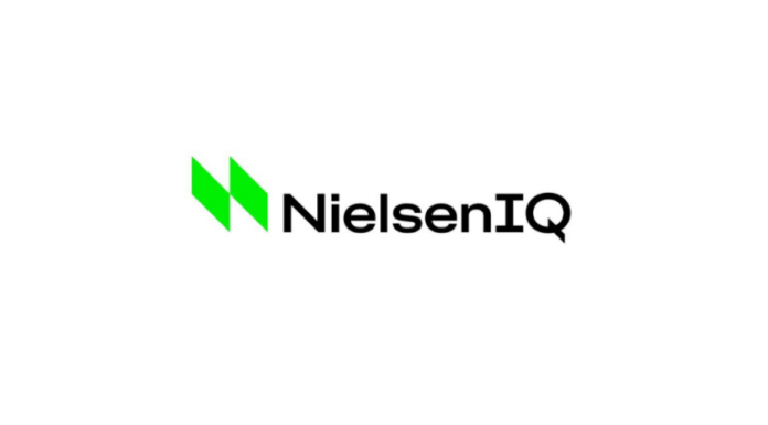 NielsenIQ Recruitment | Revenue Associate | B.Com/ BBA