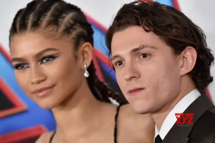 Ignored, Tom Holland steps aside as fans mill around Zendaya