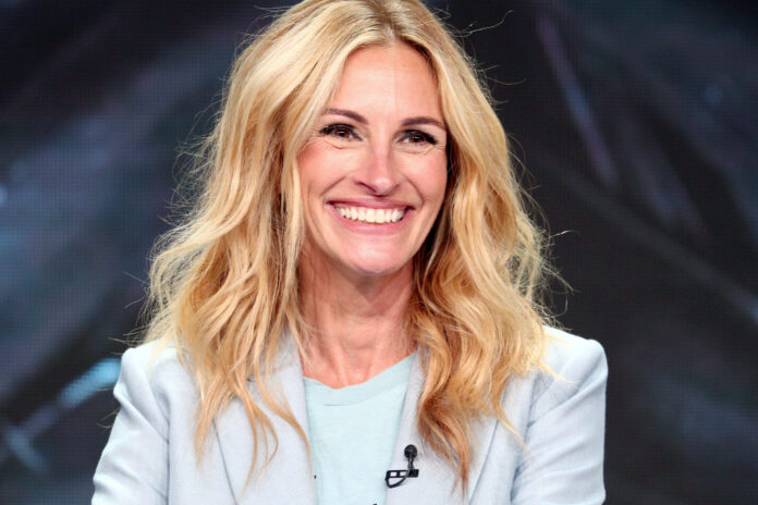 Julia Roberts confesses she’s a spirited college mom