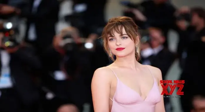 Dakota Johnson was ‘ignored’ by ‘The Office’ cast during her cameo filming